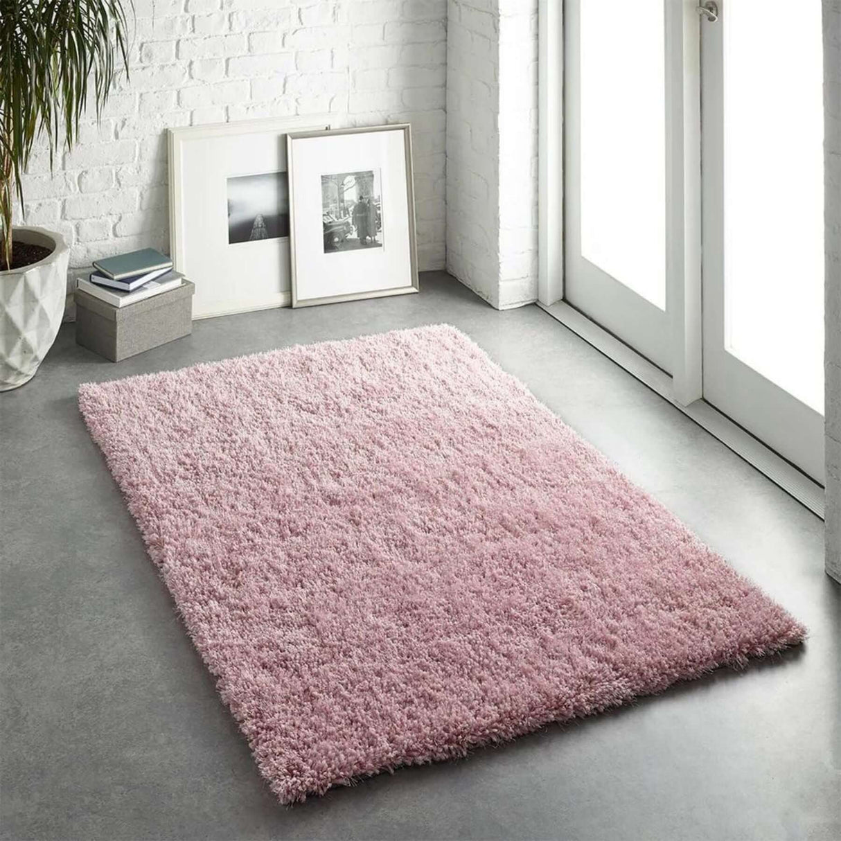 Chicago Pink Shaggy Rug by The Rugs