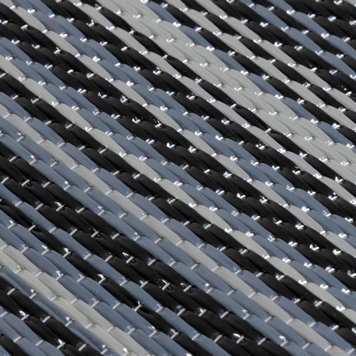 The Rugs Rainbow Outdoor Rug Dark Grey | 1020