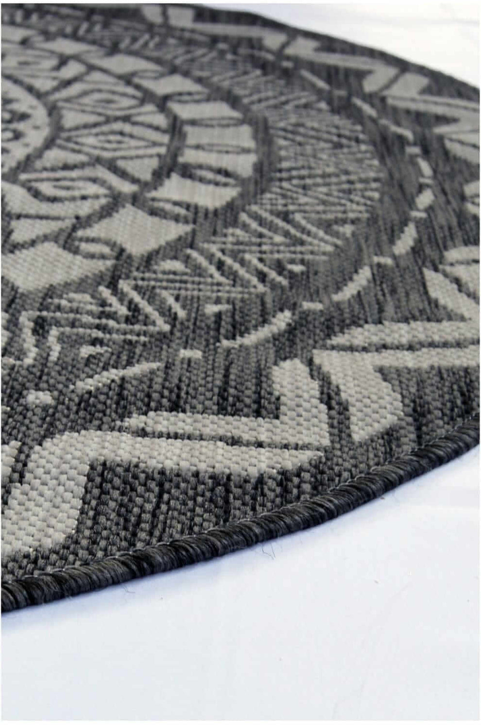 County Circle Indoor‑Outdoor Rug 11659A by The Rugs