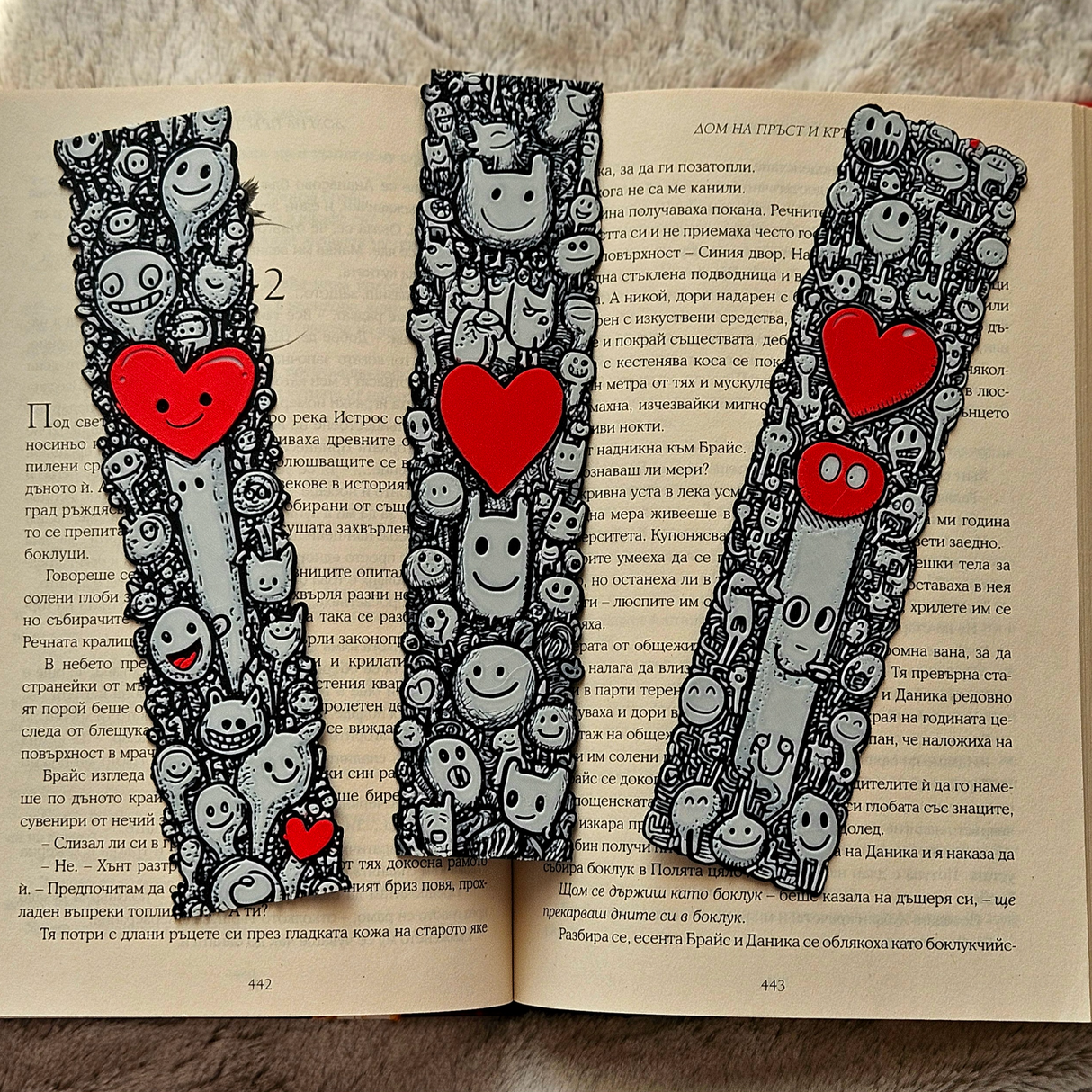 Filamora Studios Love Doodles Bookmark Set