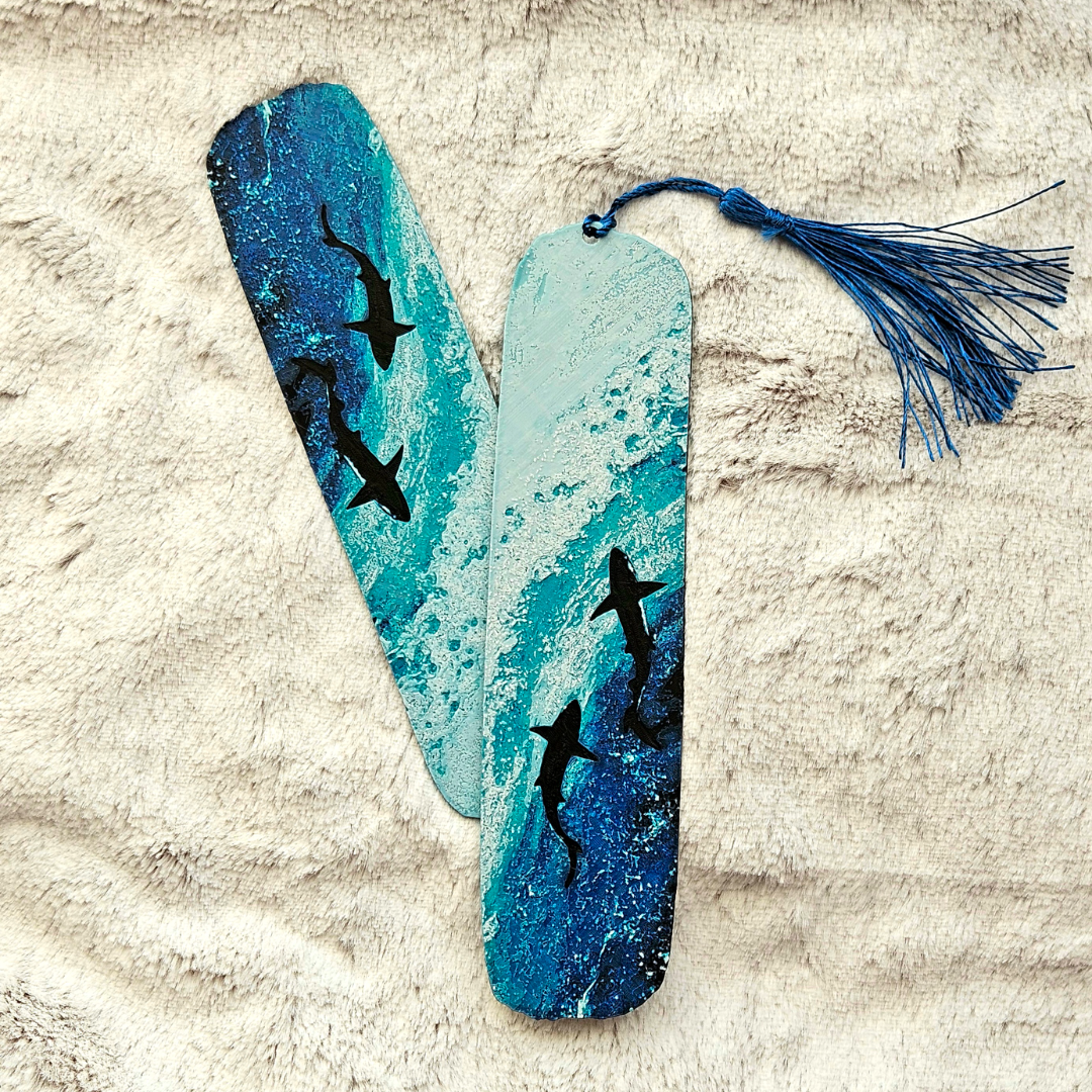 Filamora Studios Deep Blue Shark Bookmark Set