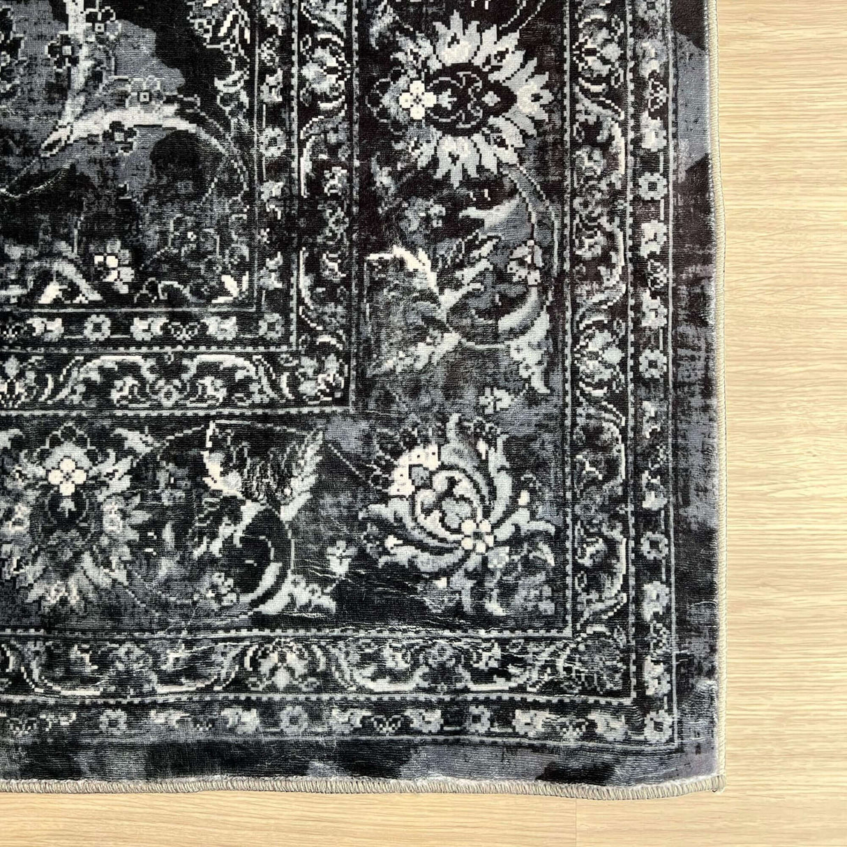 Nuza Vintage Washable Rug | The Rugs