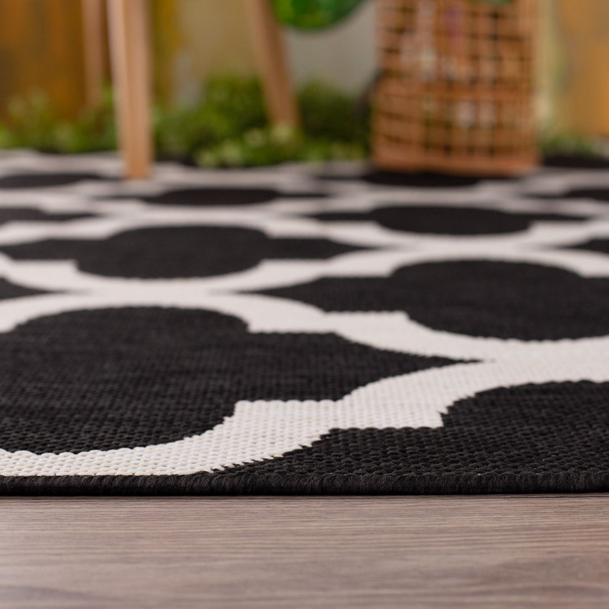 The Rugs Ecology Outdoor Rug Black 400B
