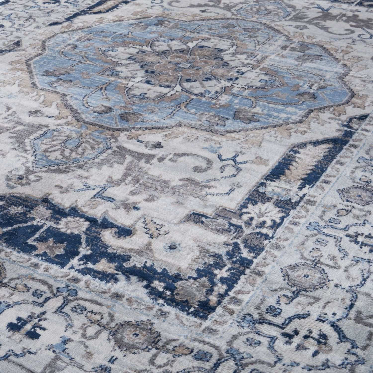 Montana Vintage Navy Rug 4040 by The Rugs