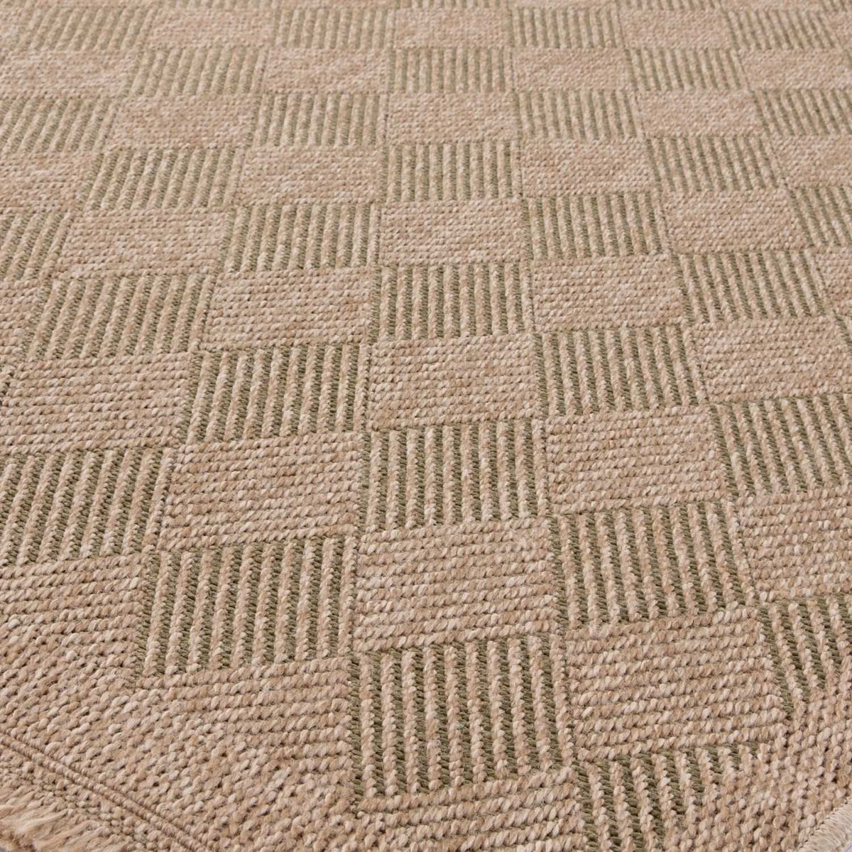 Nature Outdoor Rug Green 5300G by The Rugs