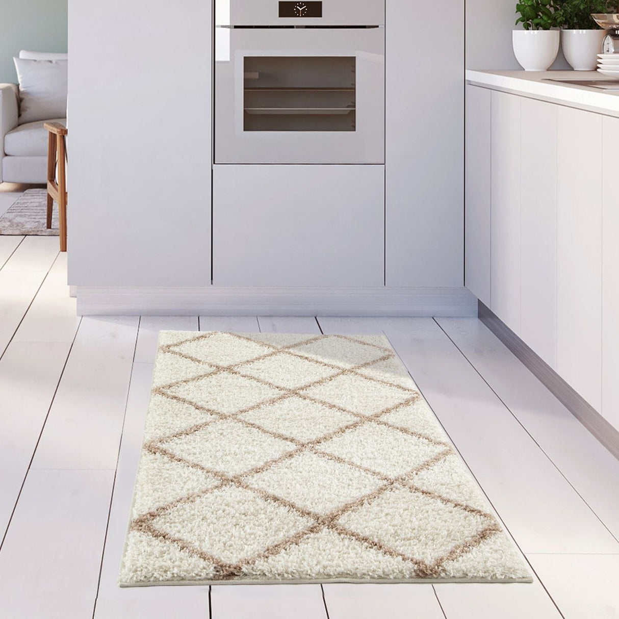 Moroccan Ivory Shaggy Rug 530 by The Rugs