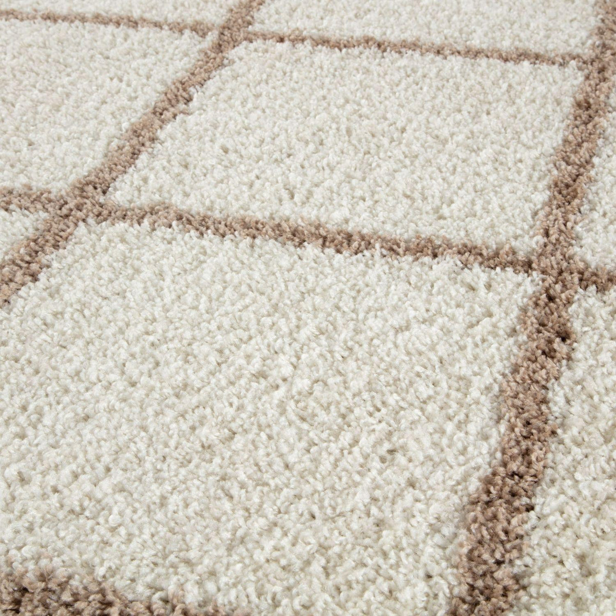 Moroccan Ivory Shaggy Rug 530 by The Rugs
