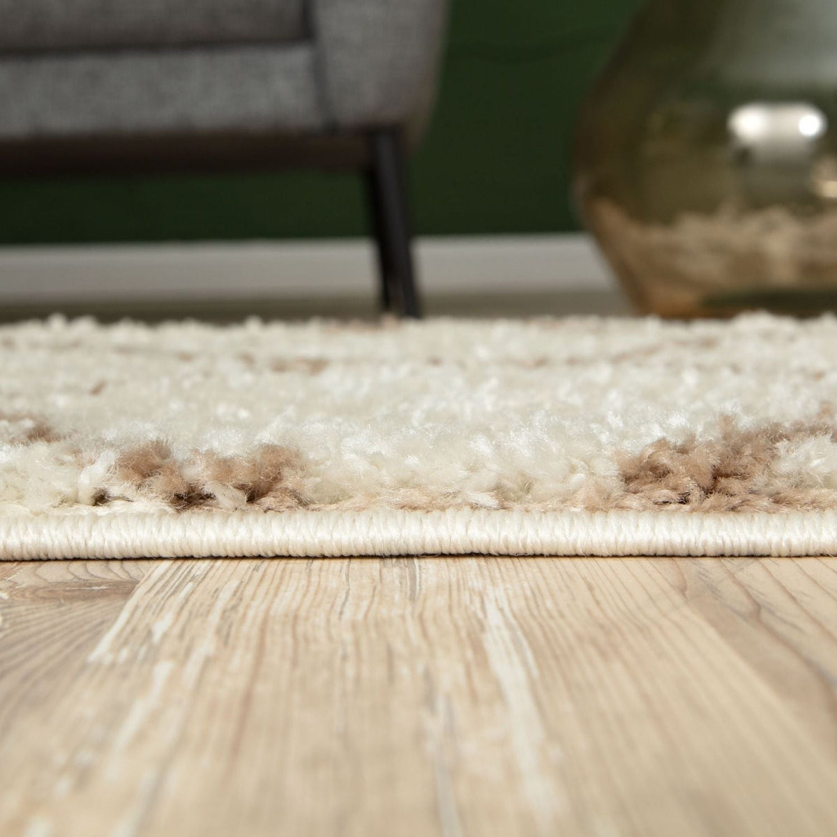 Moroccan Ivory Shaggy Rug 530 by The Rugs