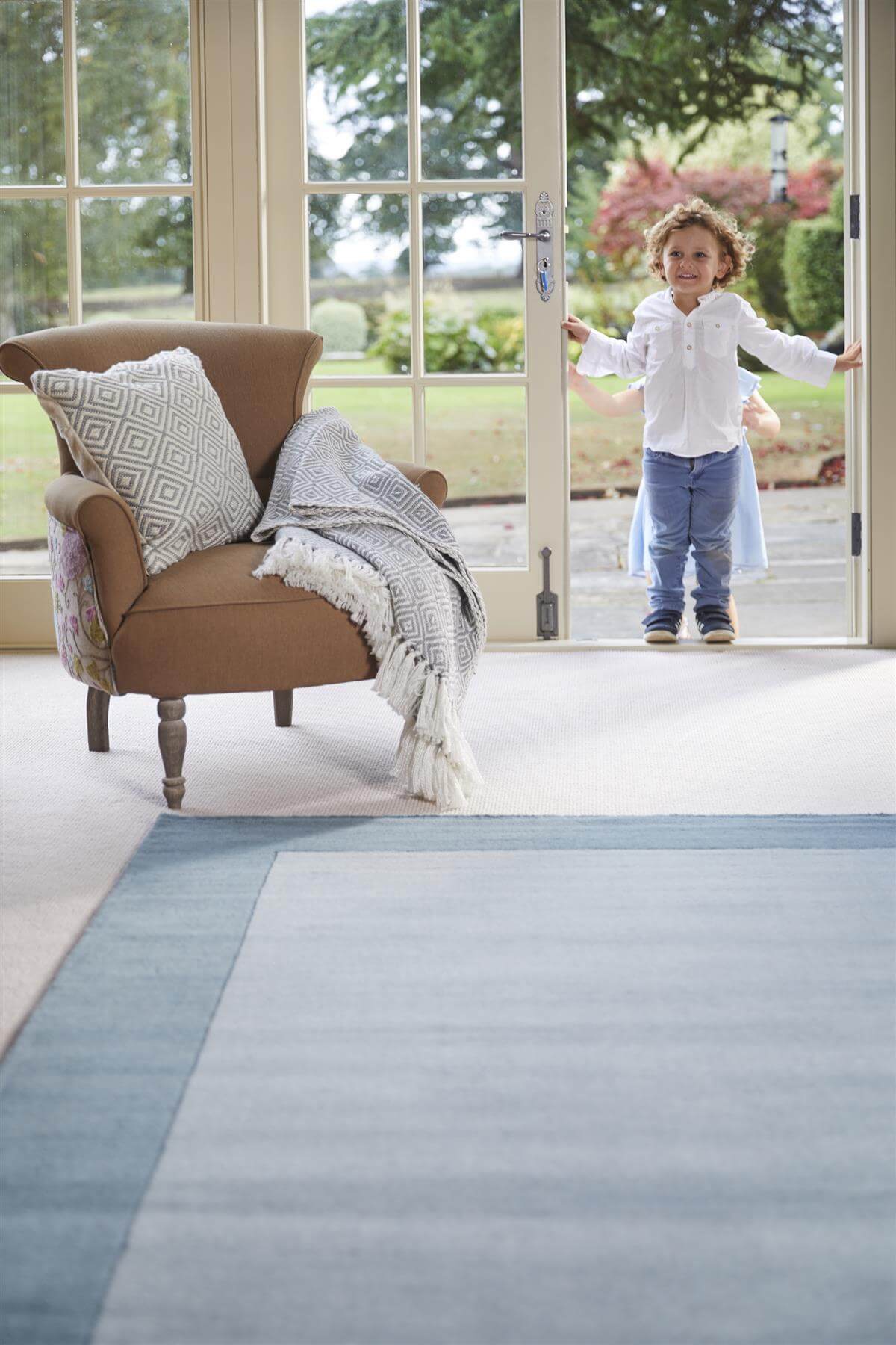 Bordered Duck Egg Blue Rug - 100% Pure Wool