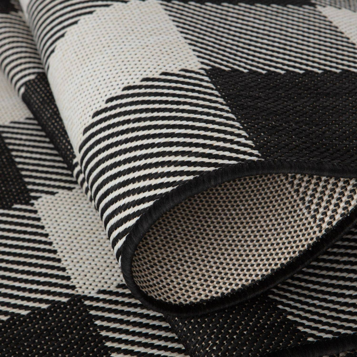 Ecology Outdoor Rug Black 700BL | Weather‑Resistant Patio Rug