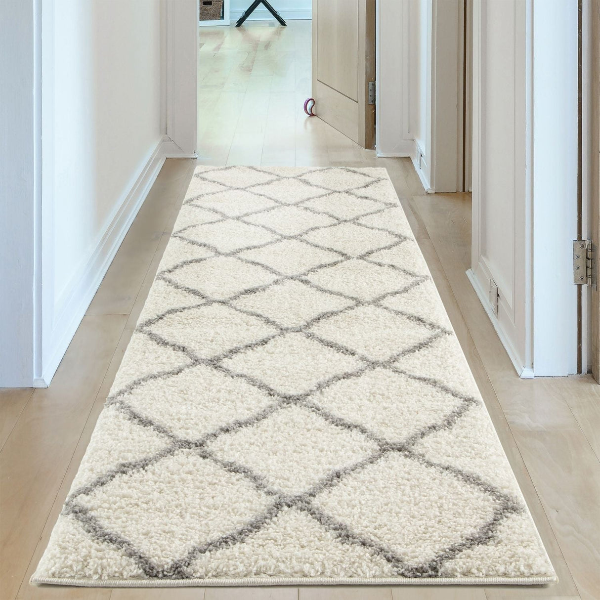 Moroccan Ivory Shaggy Rug 700 | The Rugs