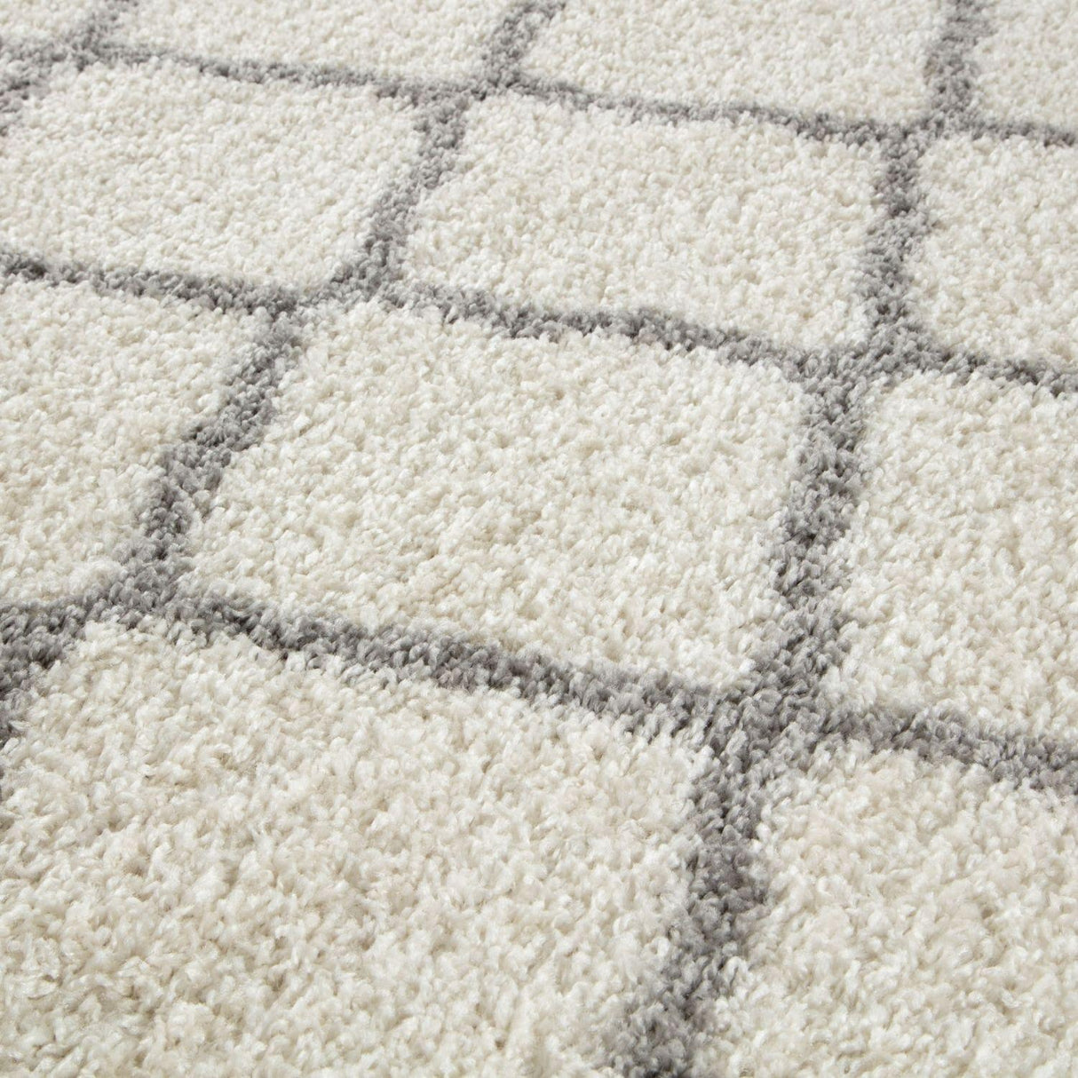 Moroccan Ivory Shaggy Rug 700 | The Rugs