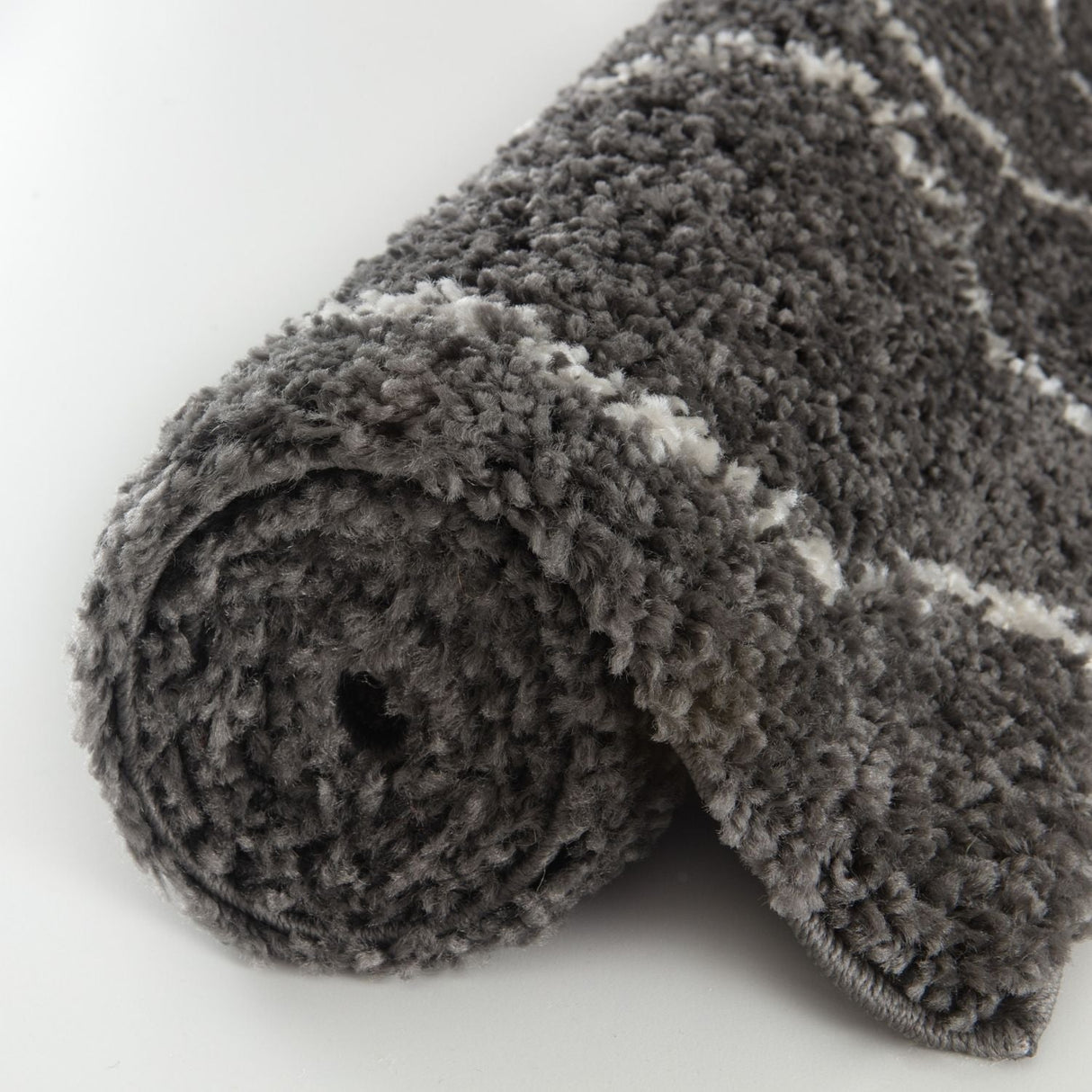 Moroccan Dark Grey Shaggy Rug 840 by The Rugs