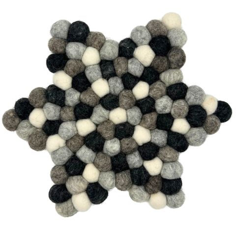 HatiNest Star Shape Felt Ball Centre Mat - Multi Grey
