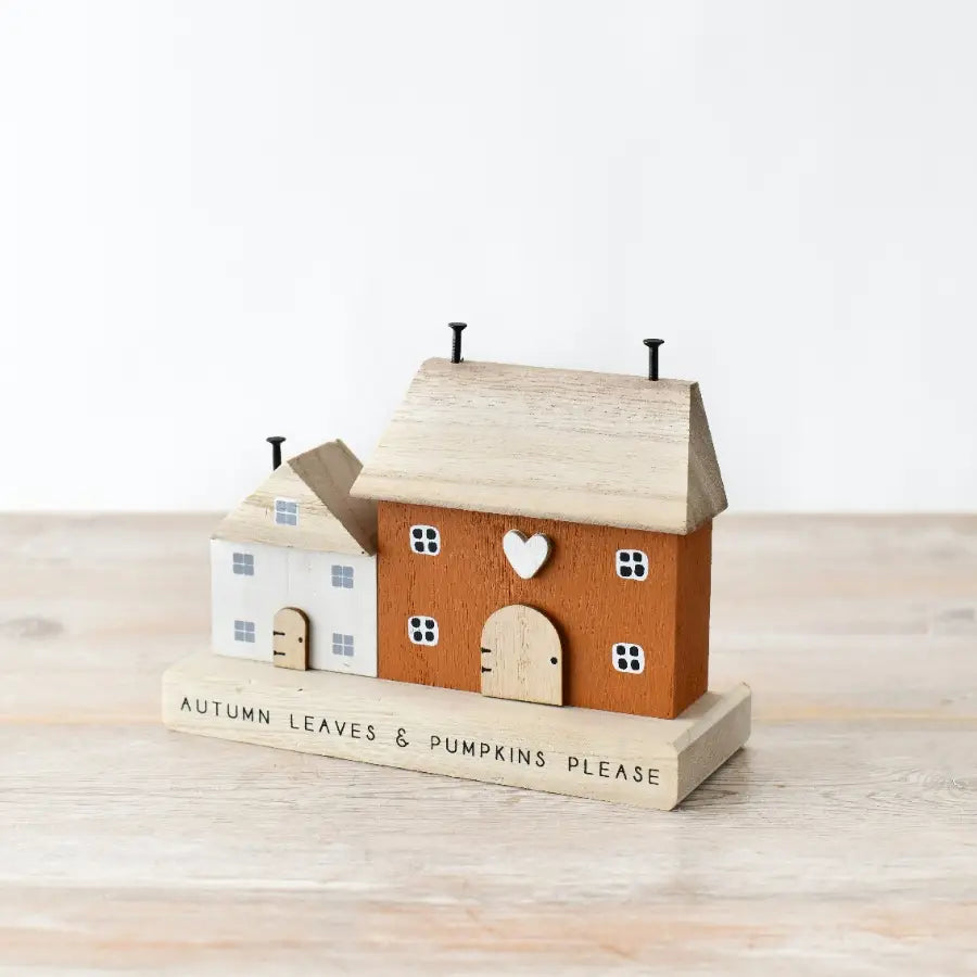 Blush & Bale Autumn House - 16 x 12 x 6cm