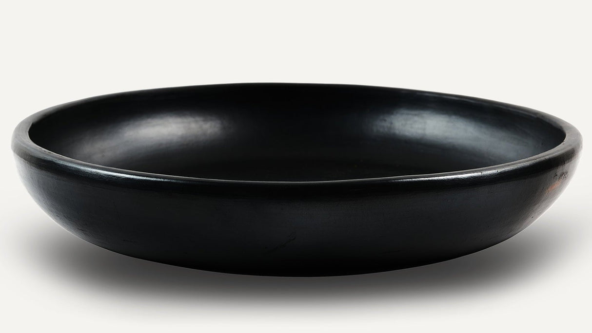 CasaLatina Chamba Black Clay Round Serving Platter