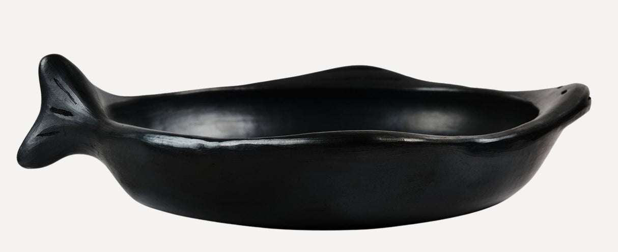 CasaLatina Chamba Black Clay Fish Dish
