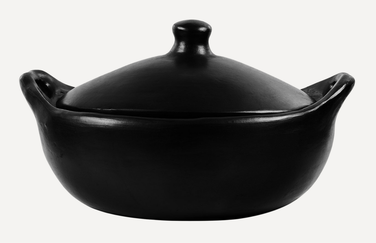 CasaLatina Chamba Black Clay Oval Cocotte