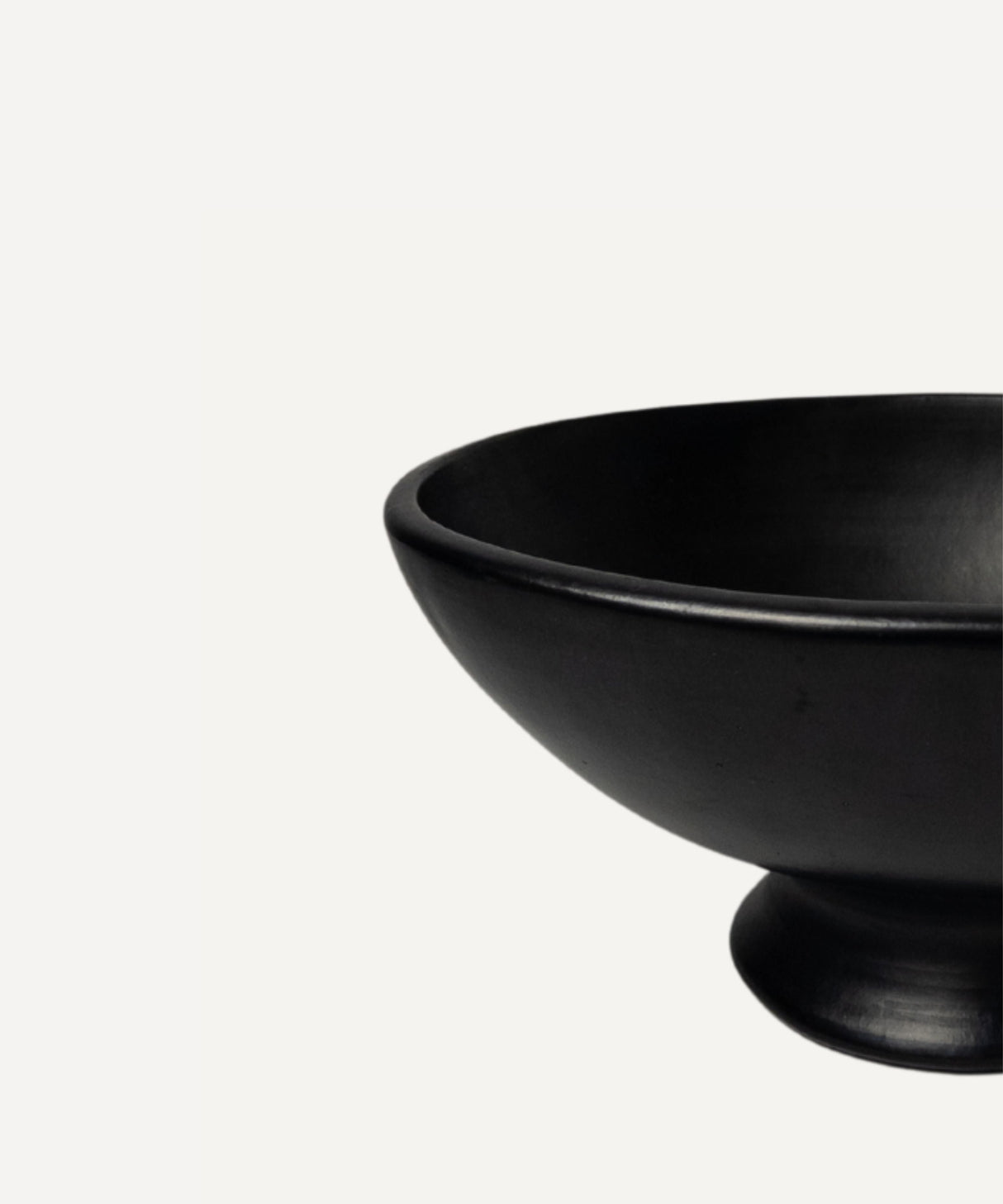 CasaLatina Chamba Black Clay Oval Fruit Bowl