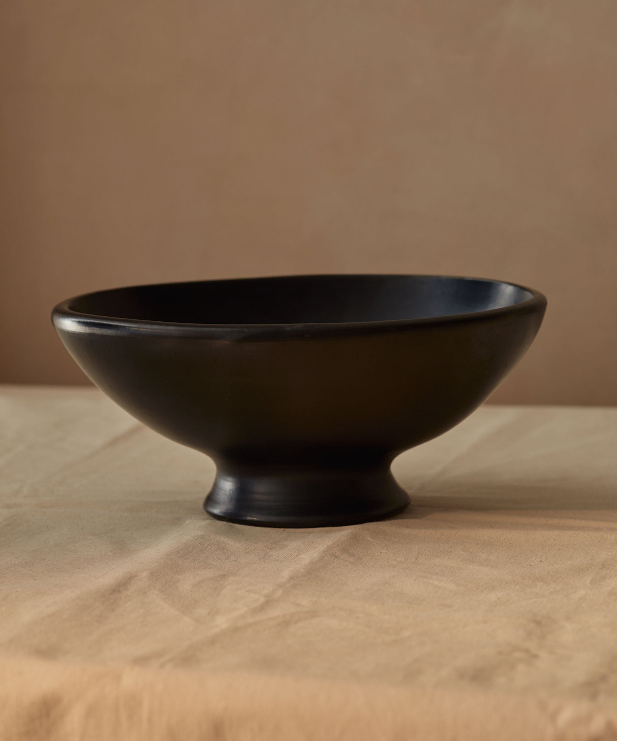 CasaLatina Chamba Black Clay Oval Fruit Bowl