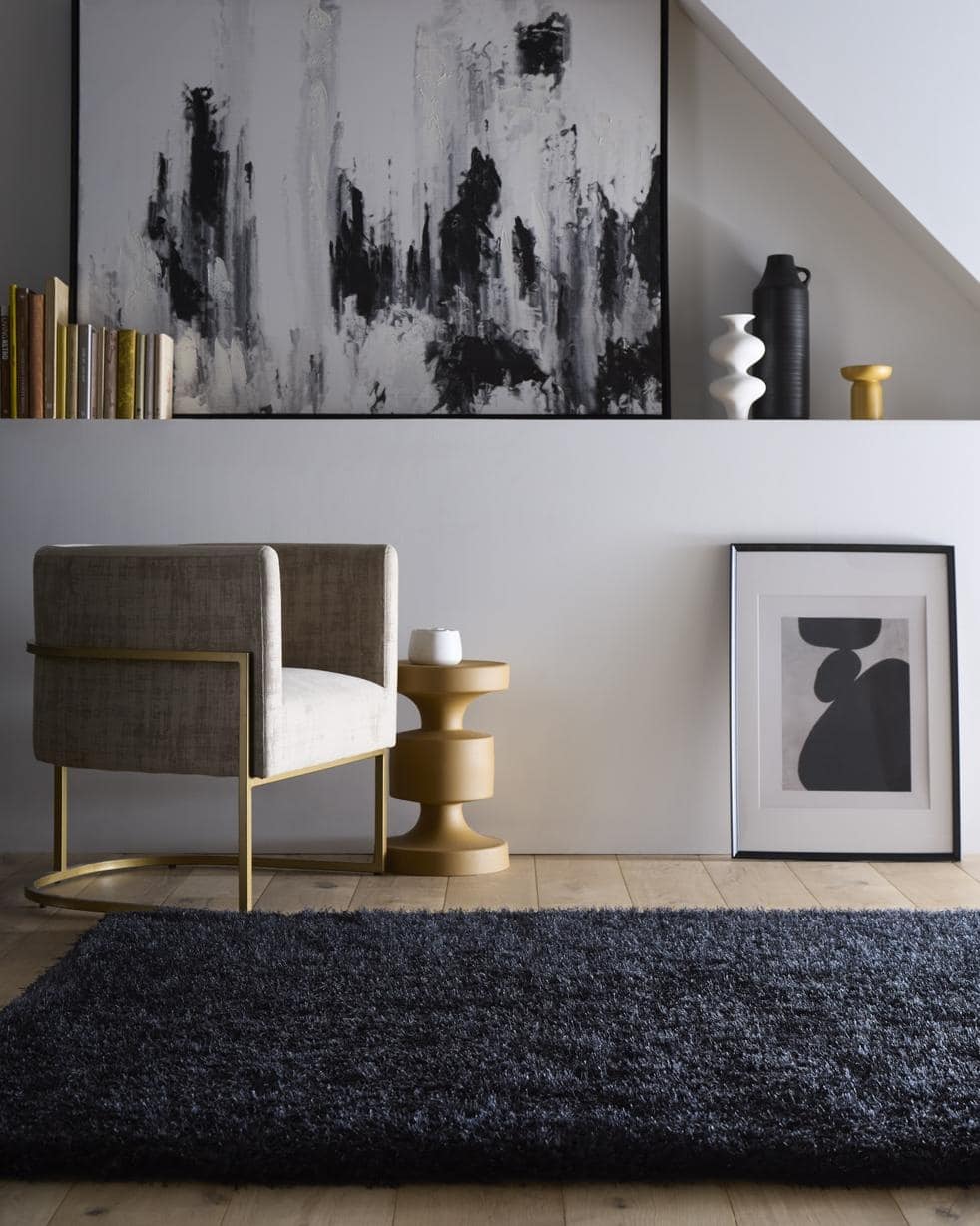 Chicago Black Shaggy Rug by The Rugs