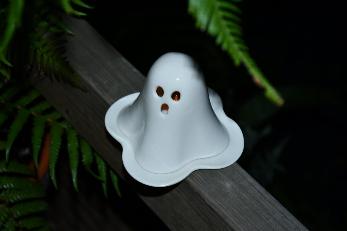 4AM Studio Ghost Tealight Holder
