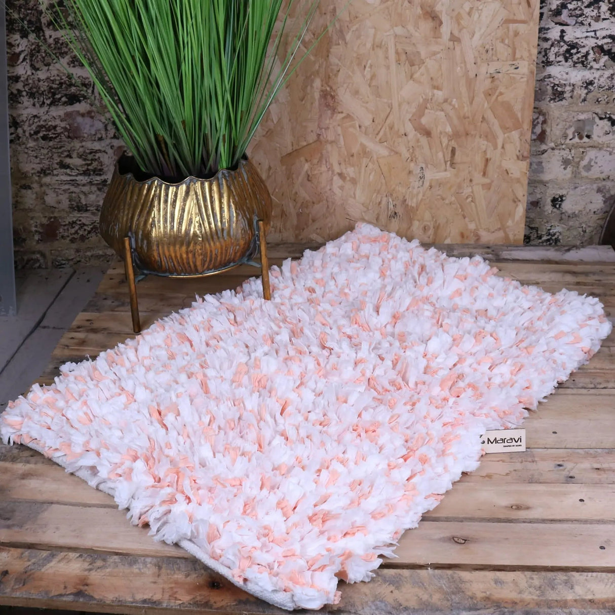 The Rugs Varam Fluffy Recycled Rug White Orange - 60x90cm