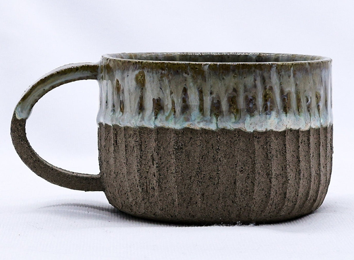 Beige Arte Handmade Ceramic Smoked Grey Stoneware Mug