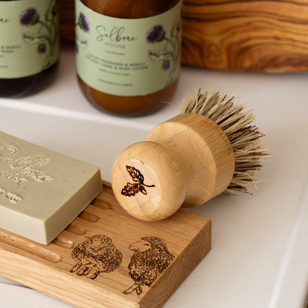 Selbrae House Autumn Acorns Bamboo Pot Brush