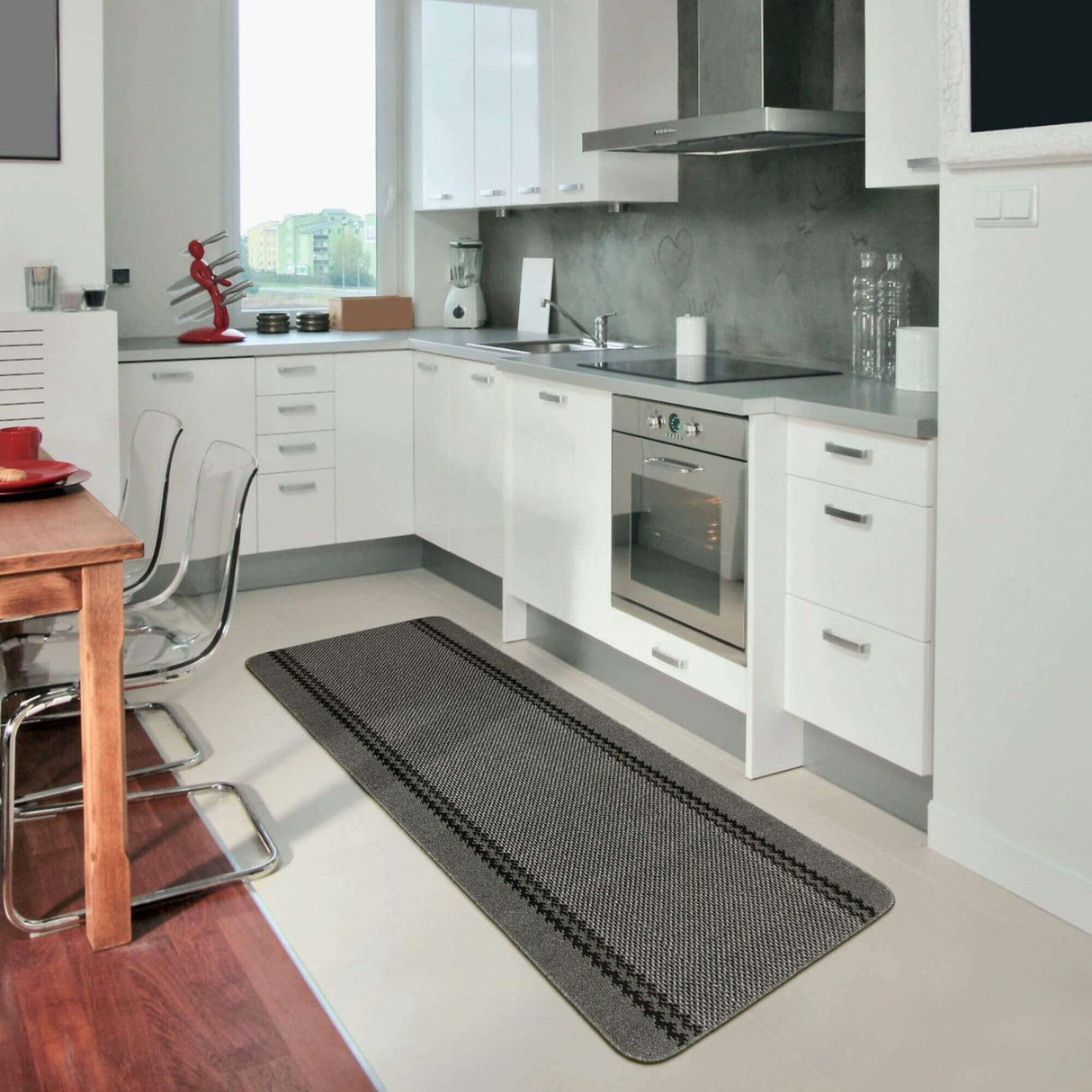 Washable Bordered Dark Grey Rug 116D | The Rugs