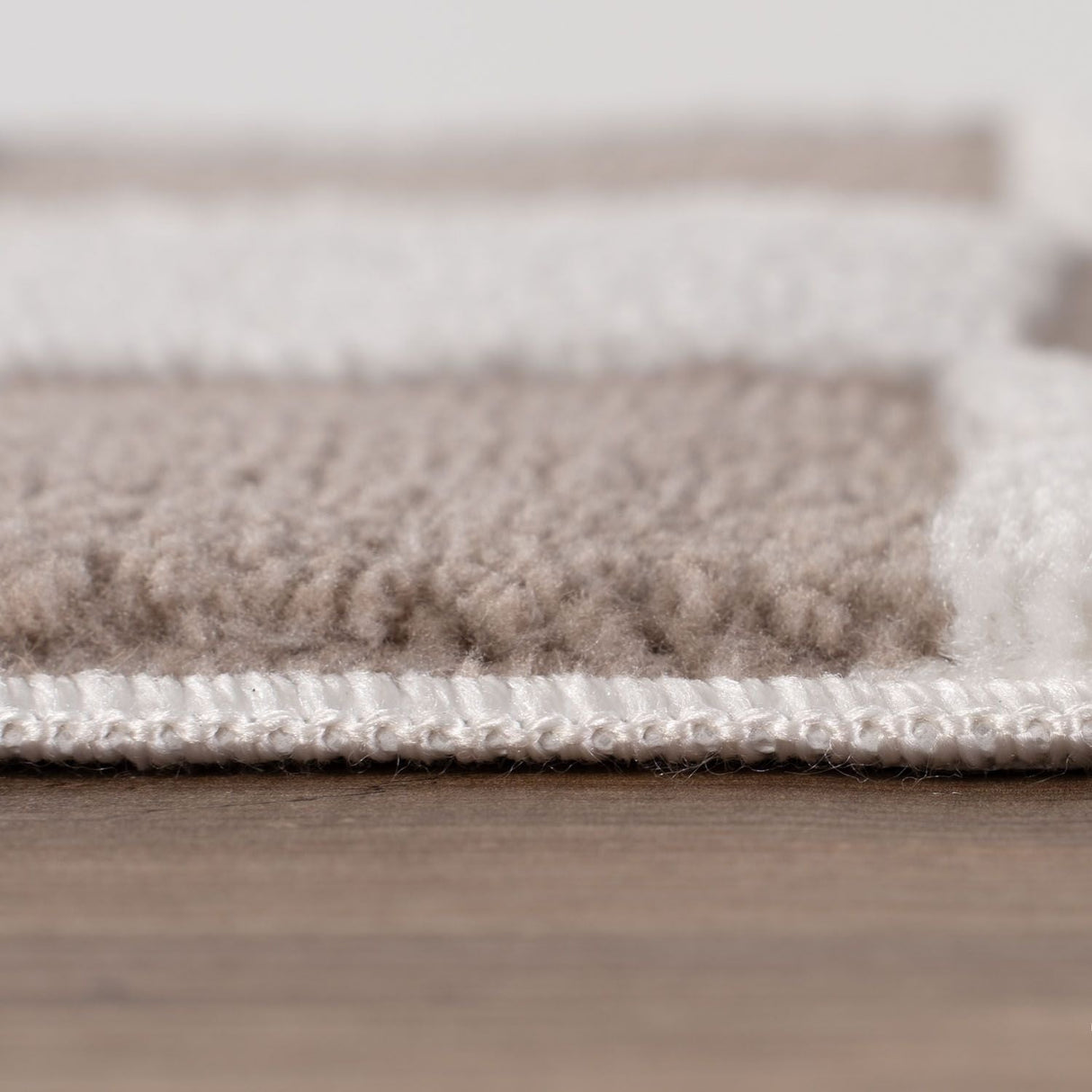 The Rugs Loft Checkerboard Beige Rug
