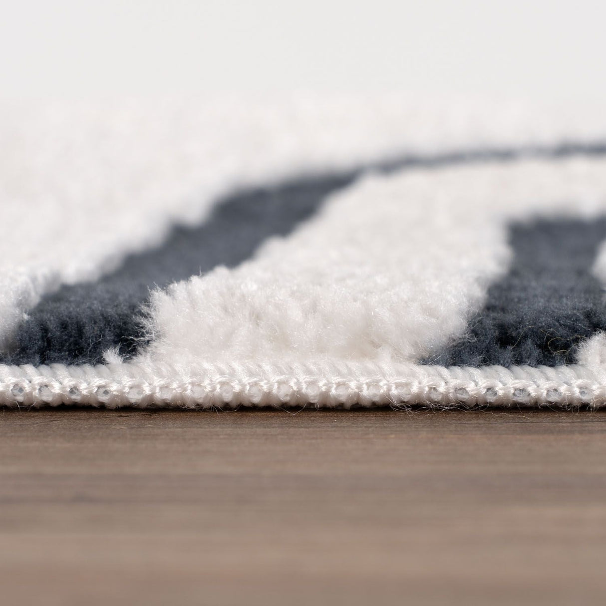 The Rugs Loft Geometric Blue Rug