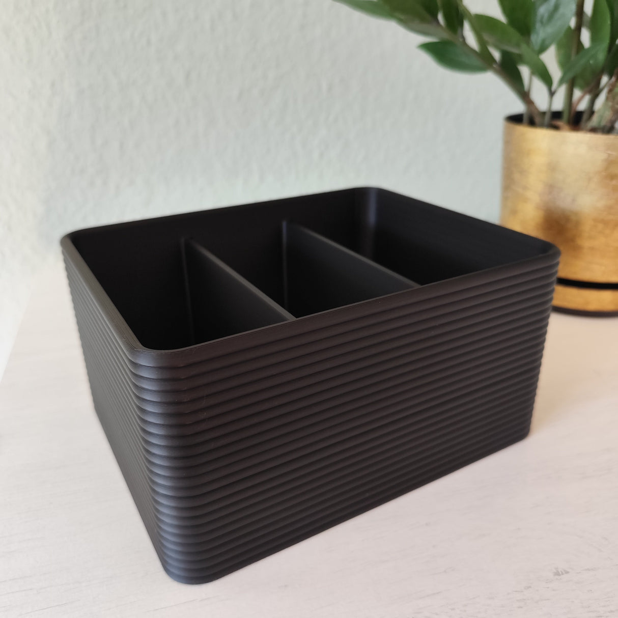 Filamora Studios Modern Ribbed Remote Control Holder