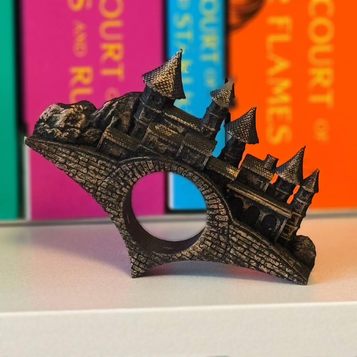 Filamora Studios Thumbstone Village Page Holder