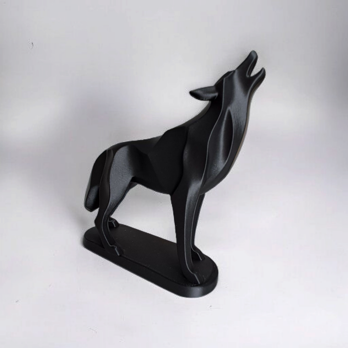 Filamora Studios Minimalist Howling Wolf Sculpture