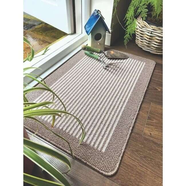The Rugs Washable Mat and Runners Stripe Design