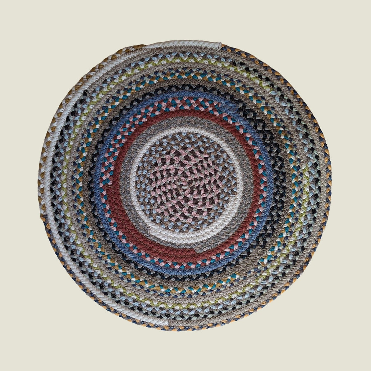 Portuguese Treasures Round Braided Cotton Placemats