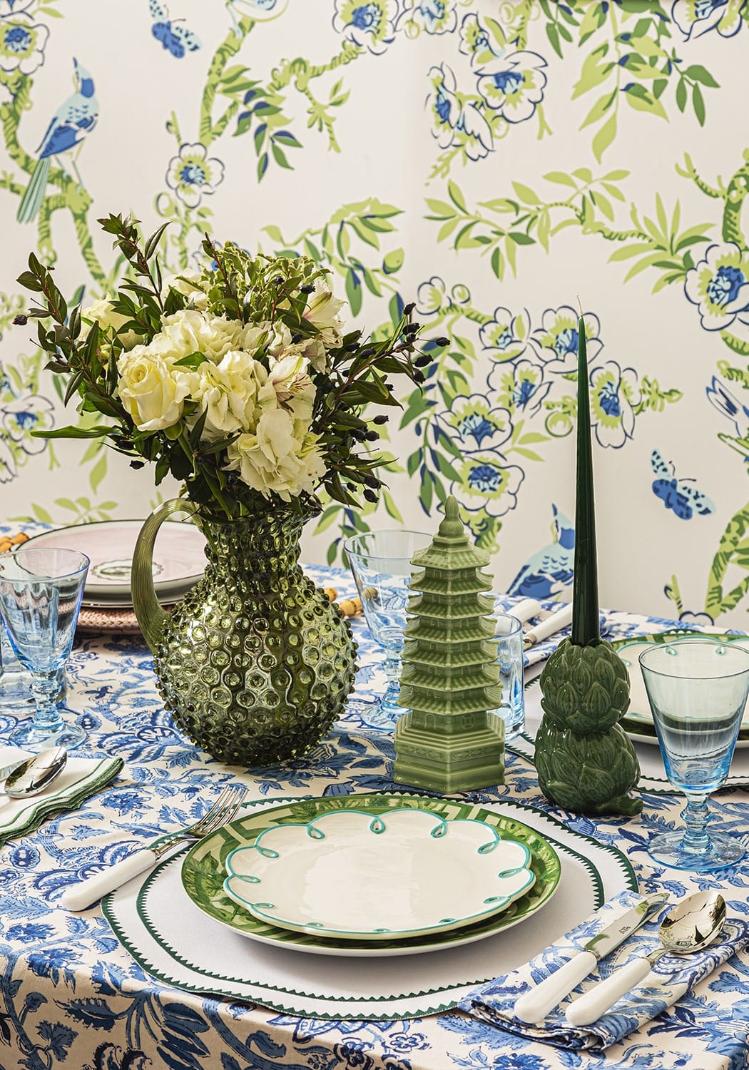 Casa by Josephine Jenno Classic Green Round Placemats - Set of 4