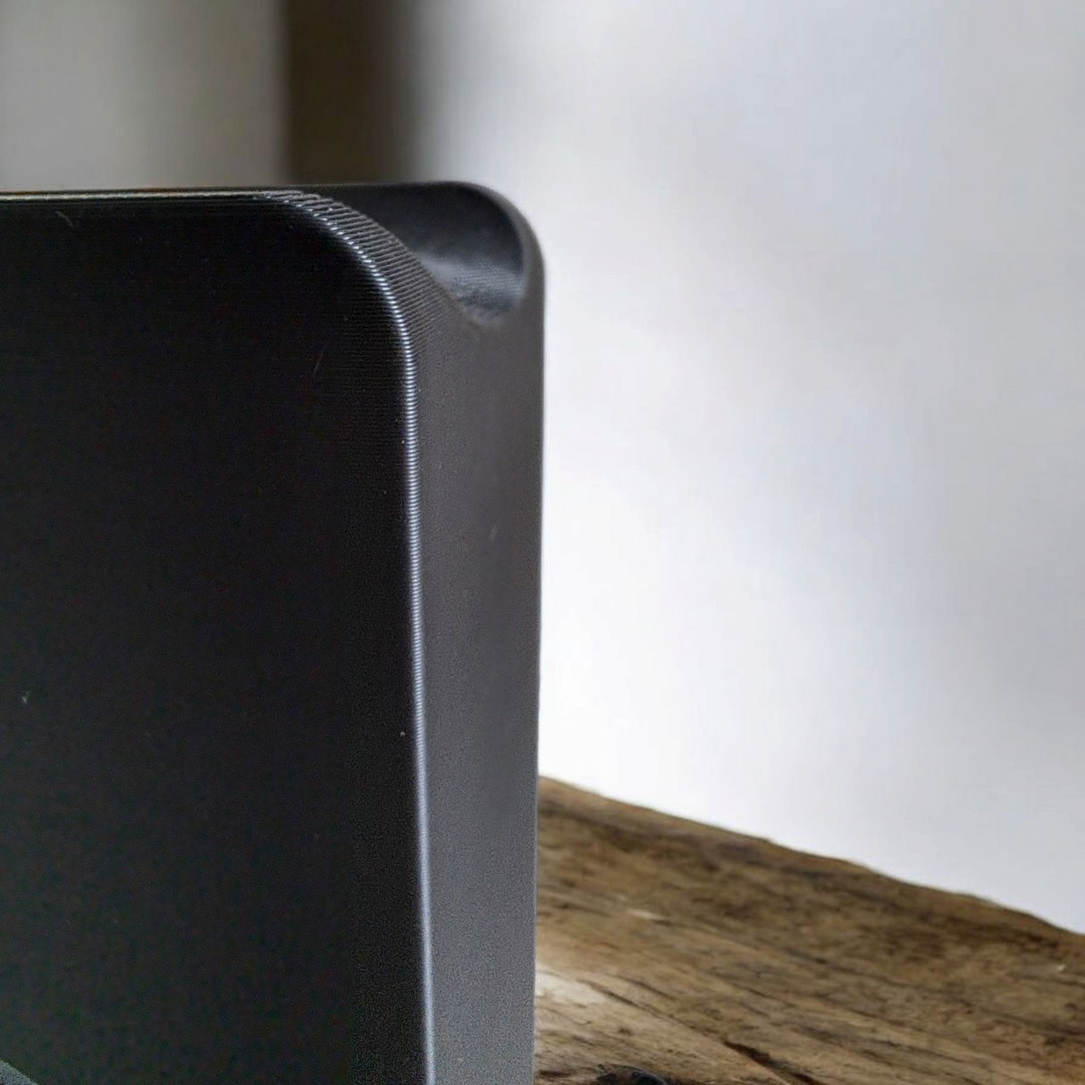 Filamora Studios Minimalist Headphone Holder Stand/ Desk Organiser