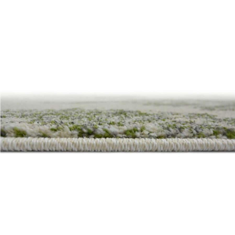Villa Green Floral Rug - 100% polypropylene