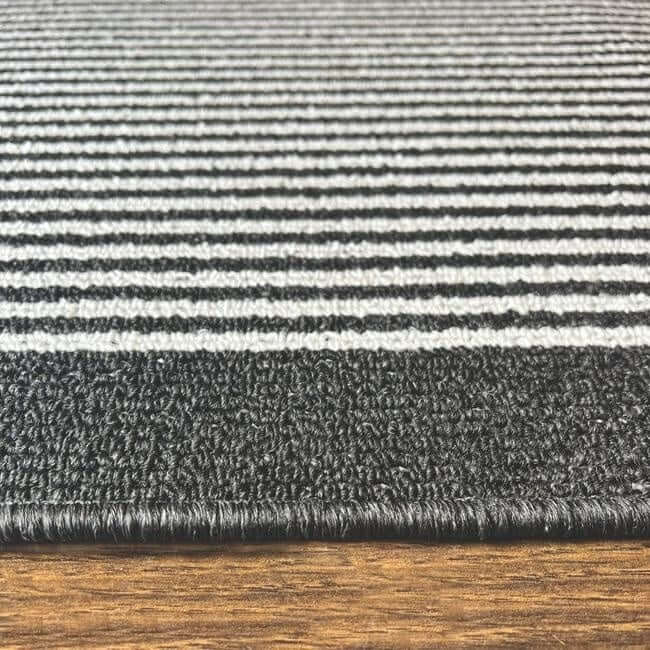 The Rugs Washable Mat and Runners Stripe Design