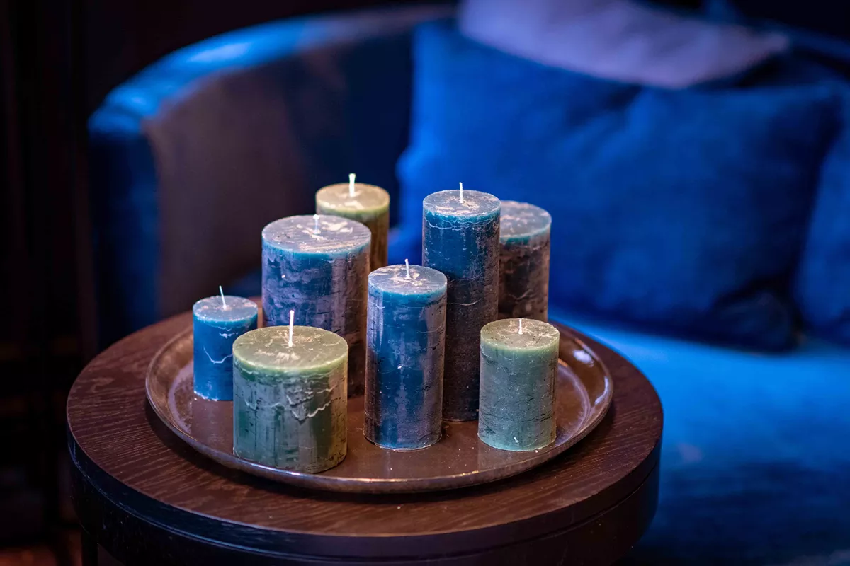 Lowlands Design Luxury Rustic Candle - Navy Blue