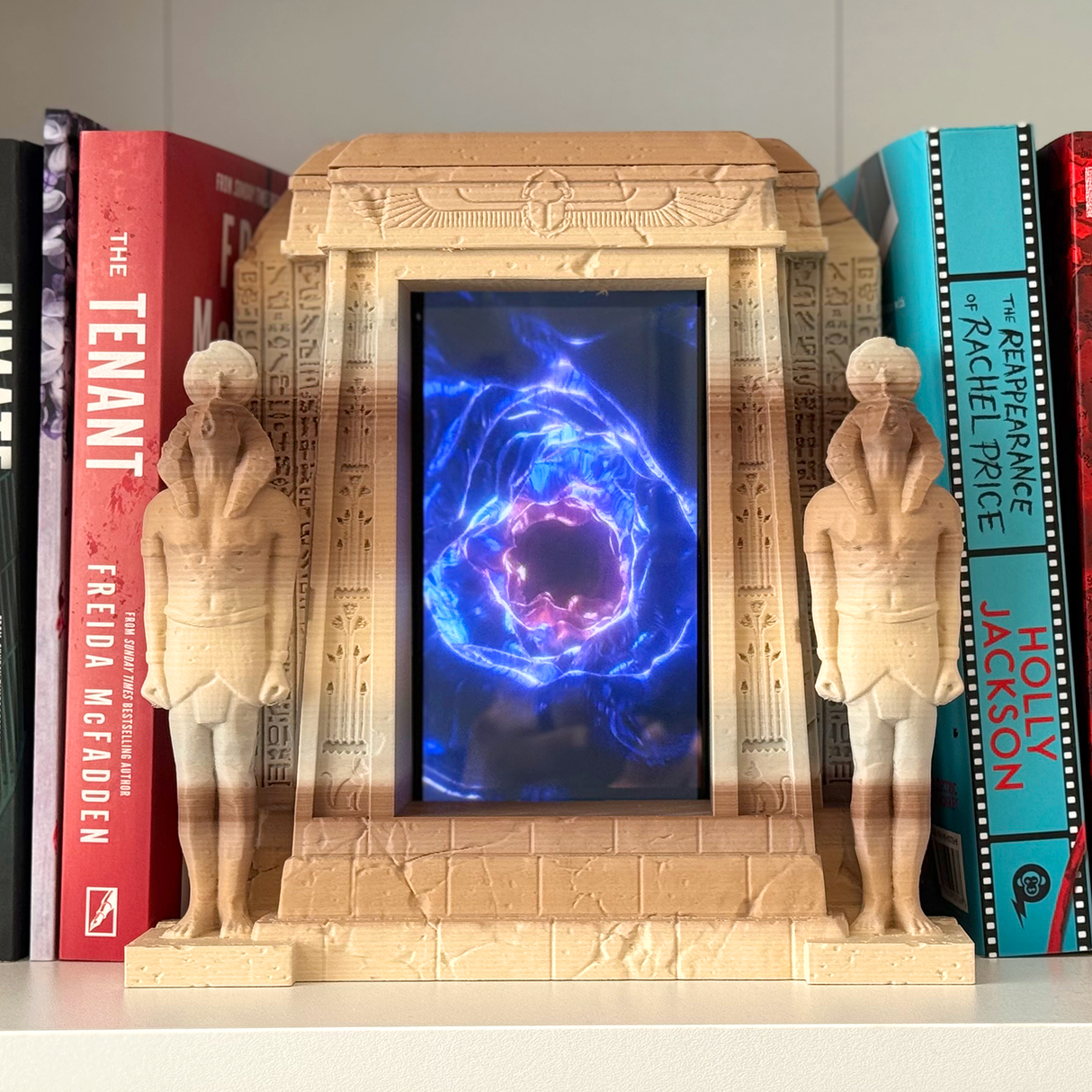 Filamora Studios Mysterious Portal Phone Holder