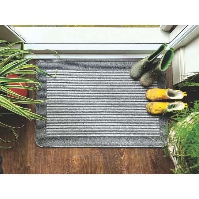 The Rugs Washable Mat and Runners Stripe Design