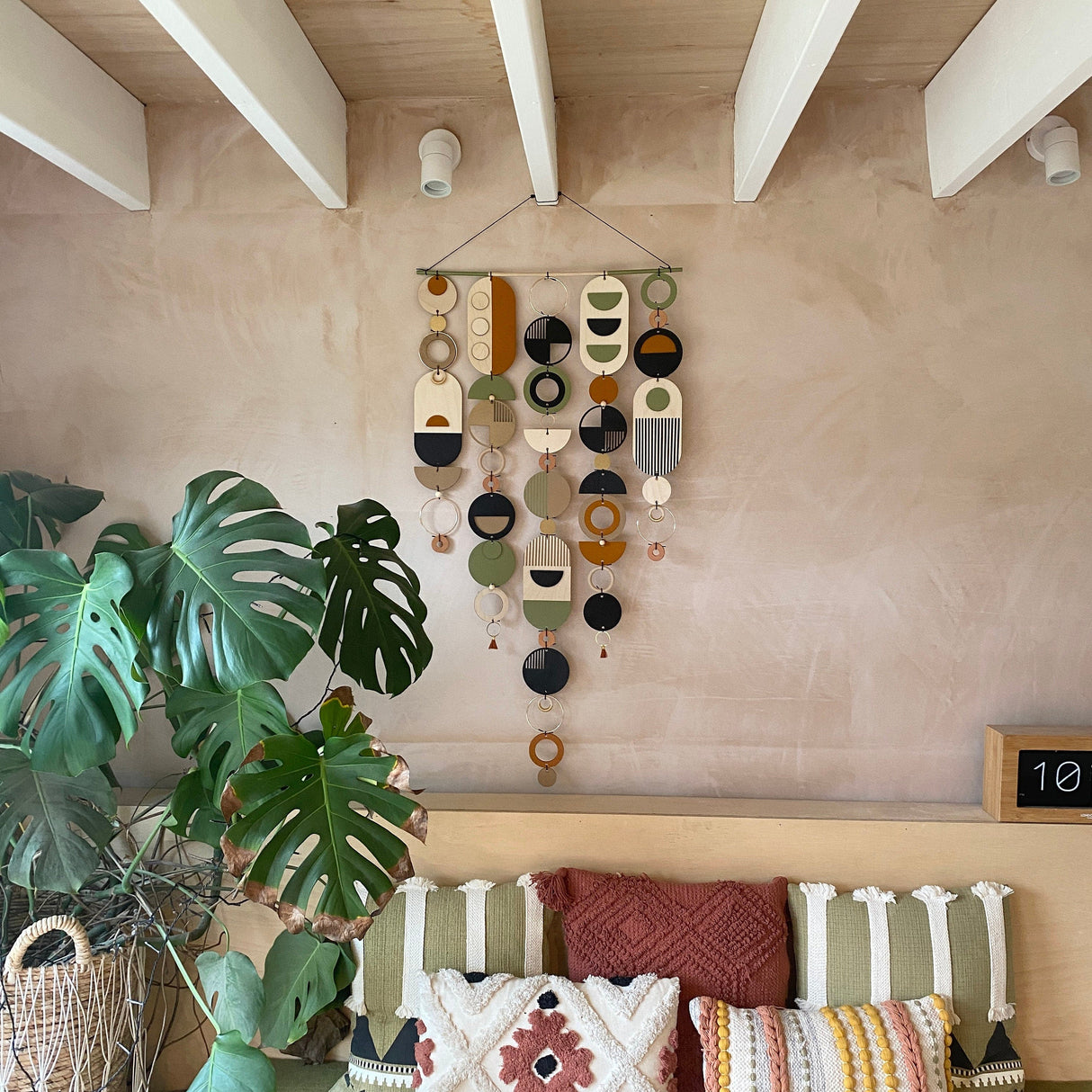 Award‑Winning Modern Wooden Wall Hanging | Contemporary Wall Art