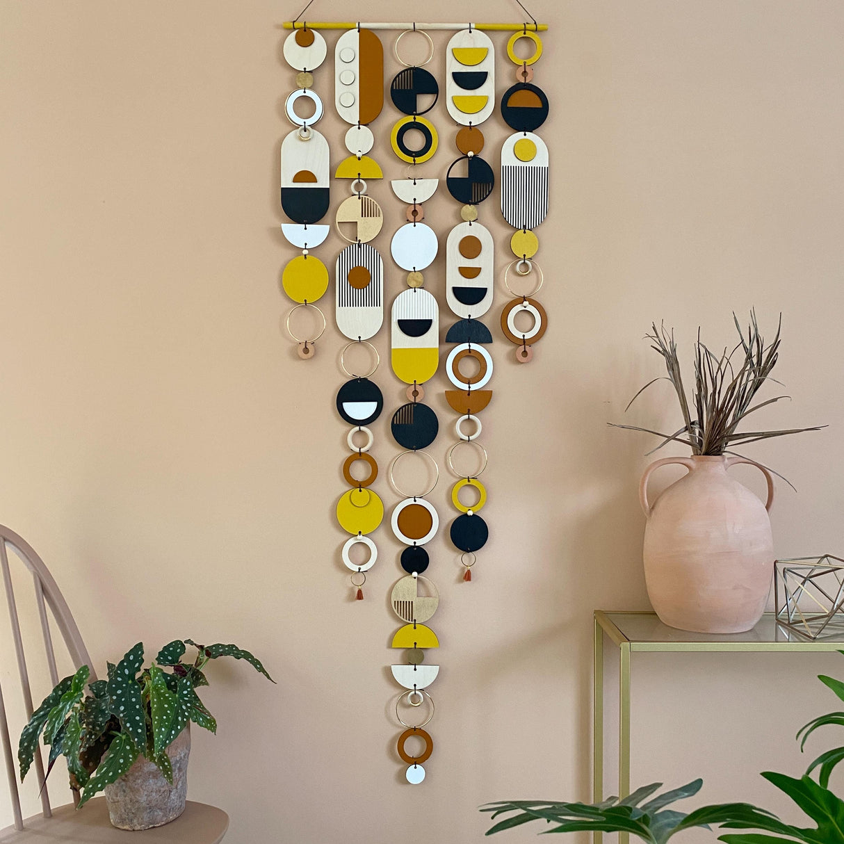 Eccentric Abstract Narrow Feature Wall Art