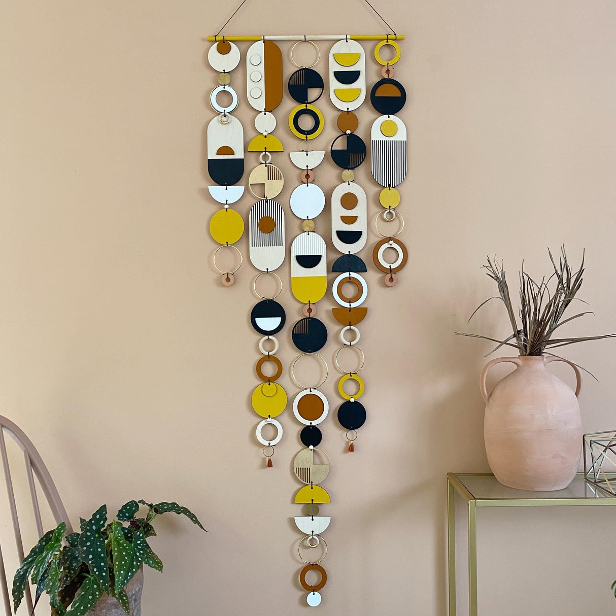 Eccentric Abstract Narrow Feature Wall Art