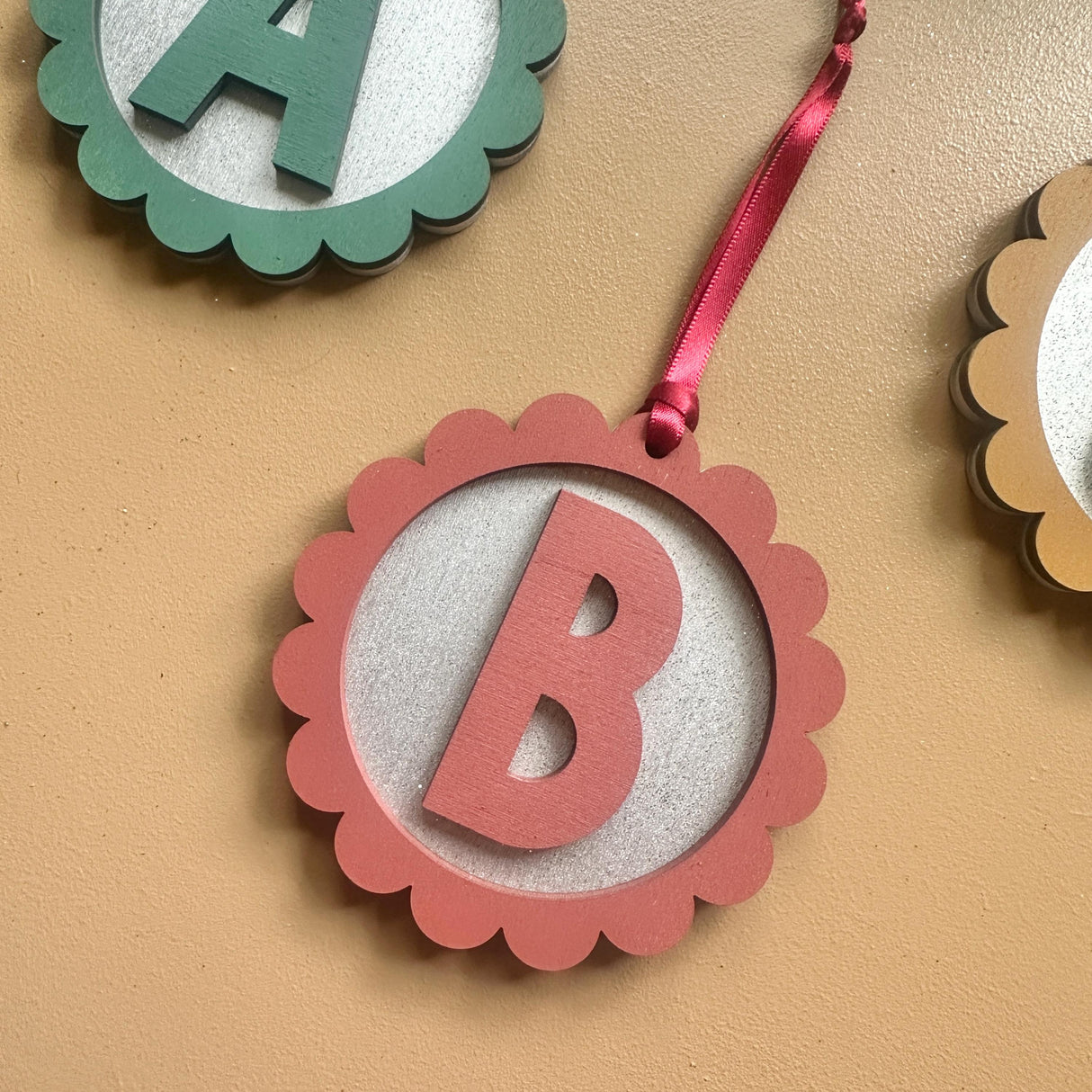 Personalised Scalloped Christmas Ornament – Decoration Gift
