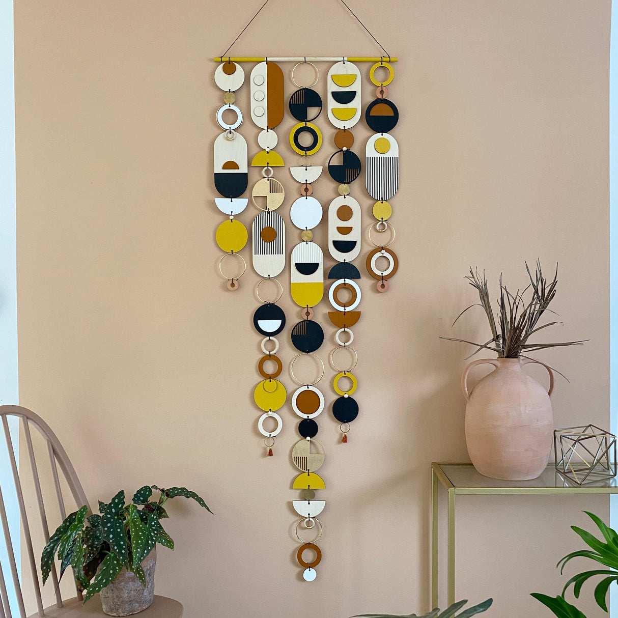 Eccentric Abstract Narrow Feature Wall Art