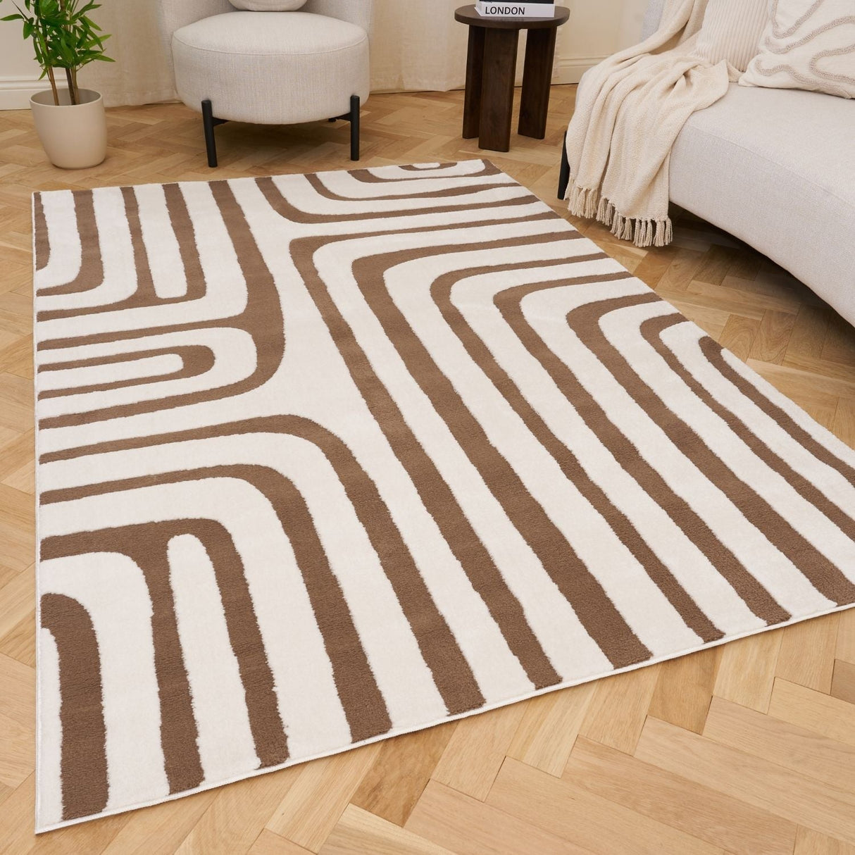 The Rugs Loft Geometric Brown Rug